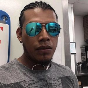 Meet your Posher, Alejandro